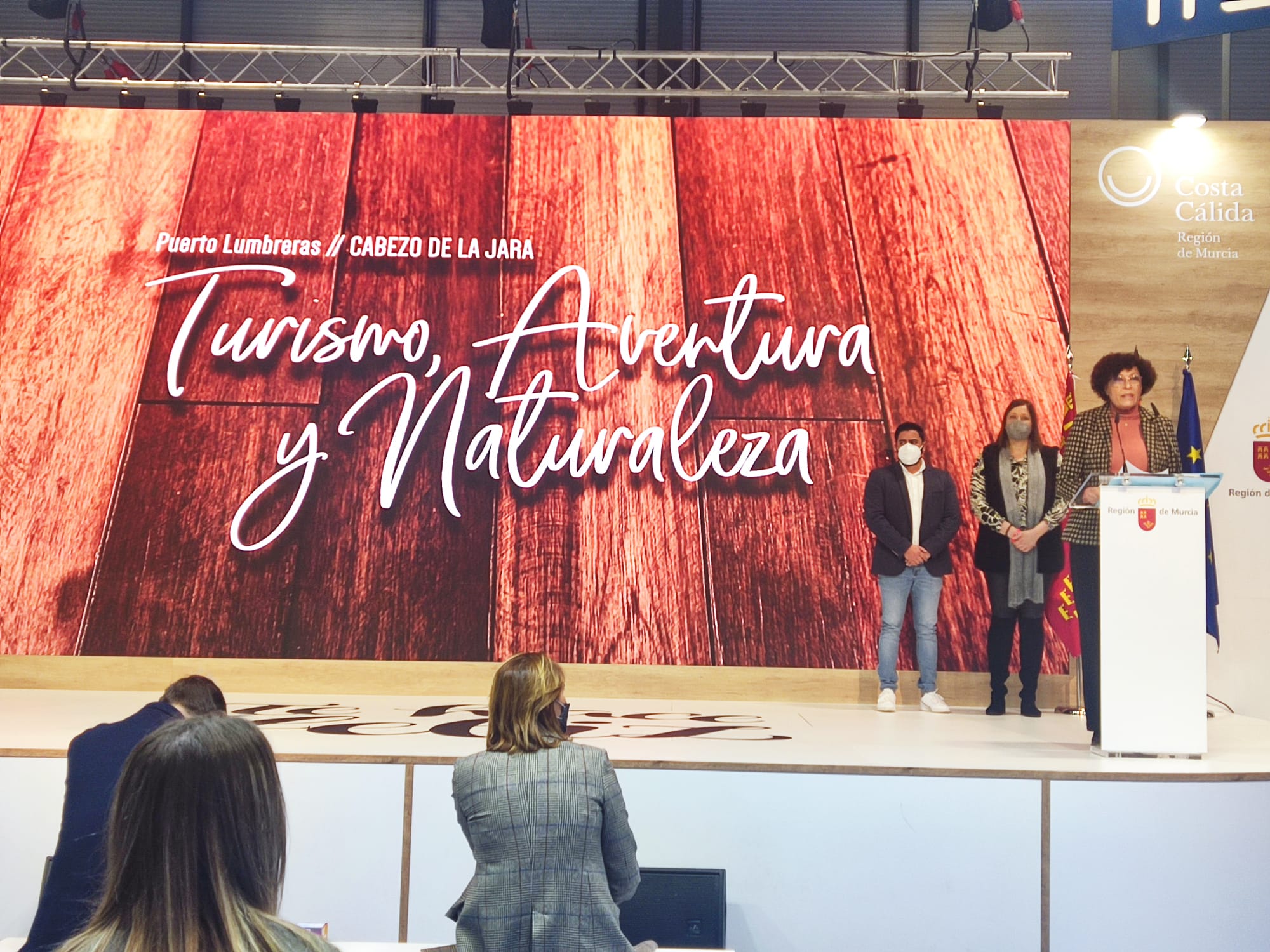 La alcaldesa presenta en FITUR ‘Puerto Lumbreras, turismo, aventura y naturaleza’ para atraer visitantes al municipio durante todo el año