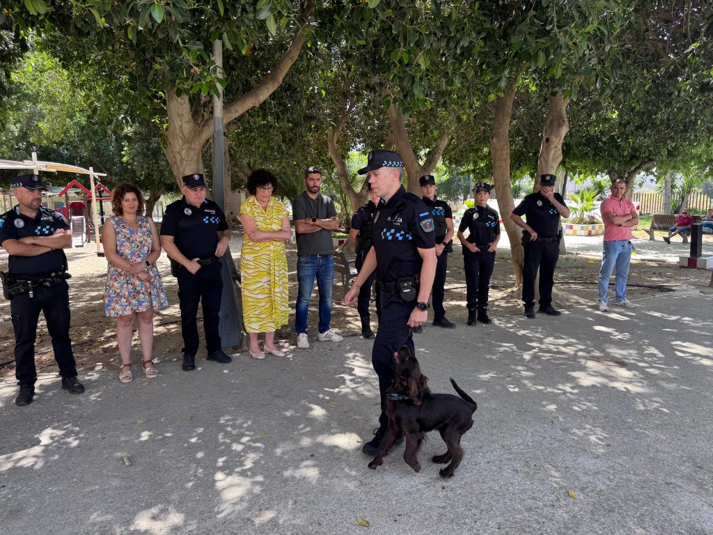 El Ayuntamiento de Puerto Lumbreras pone en marcha la Unidad Canina de la Policía Local