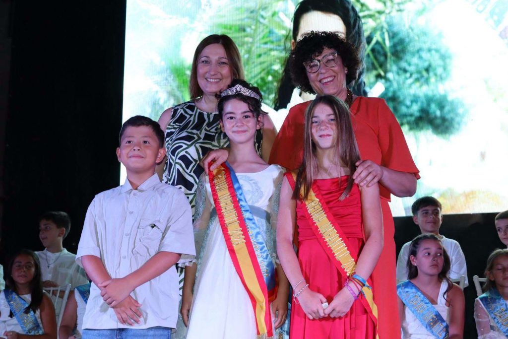 Elvira López Valero se convierte en Reina Infantil de las Fiestas de Puerto Lumbreras 2026